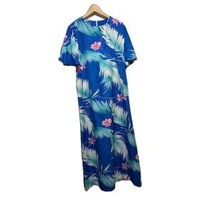 Vintage Hawaiian Dress caftan Mumu by Dorolen of Lahaina blue and pink tropical